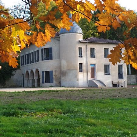Lodge Hotel De Sommedieue Verdun Экстерьер фото