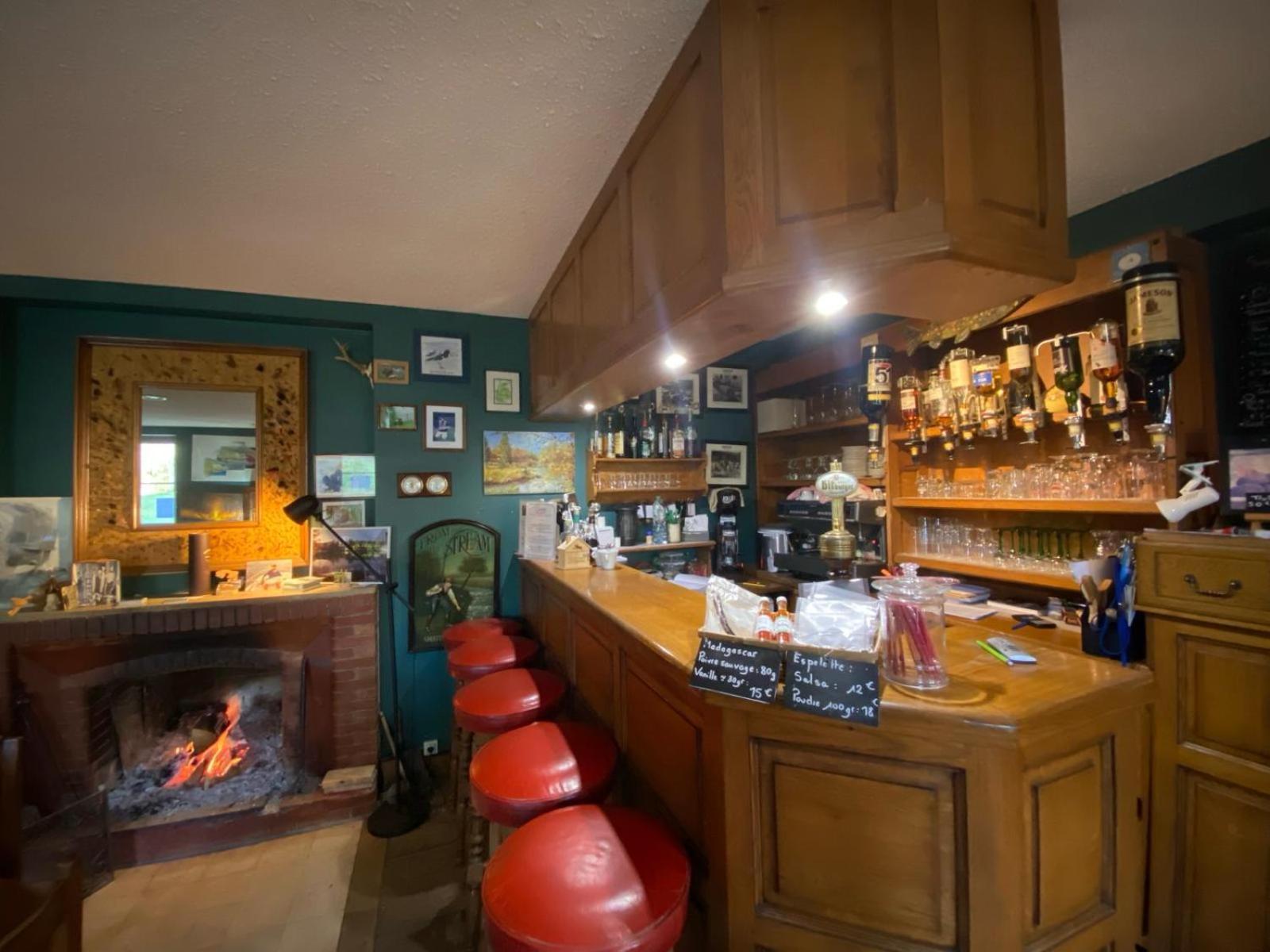 Lodge Hotel De Sommedieue Verdun Экстерьер фото